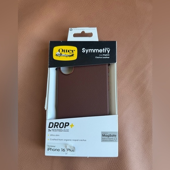 OtterBox Other - OtterBox Apple iPhone 16 plus Cactus Leather Symmetry Case w/ MagSafe - brown